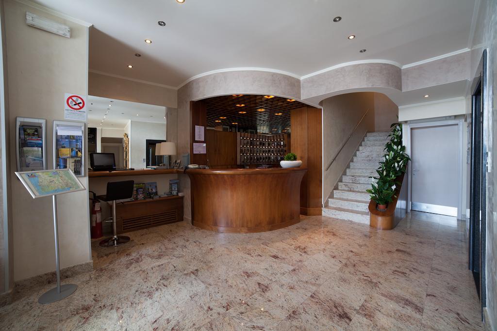 Albergo Miralago Verbania Exterior photo